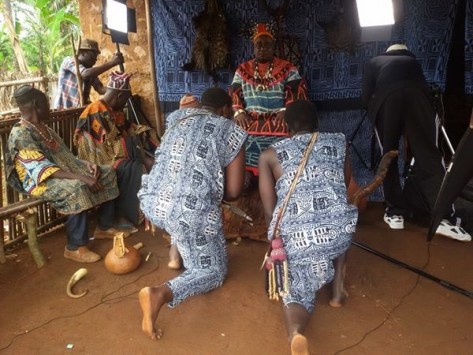 night-in-the-grass-field-lefilmcamerounais-2