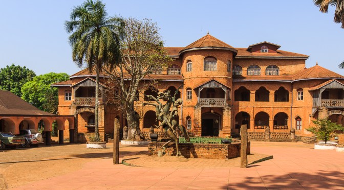 MUST READ : La richesse du Cinéma en langues