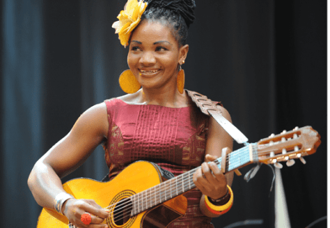 Kareyce-fotso-Chanteuses-Cinema-lefilmcamerounais-4